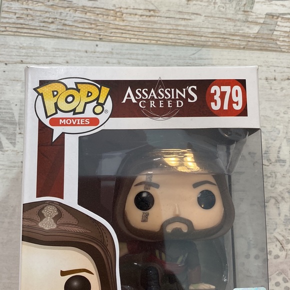 Funko Pop Aguilar #379 Assassins Creed Figure - Picture 4 of 15